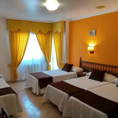 Martinez Hotel *